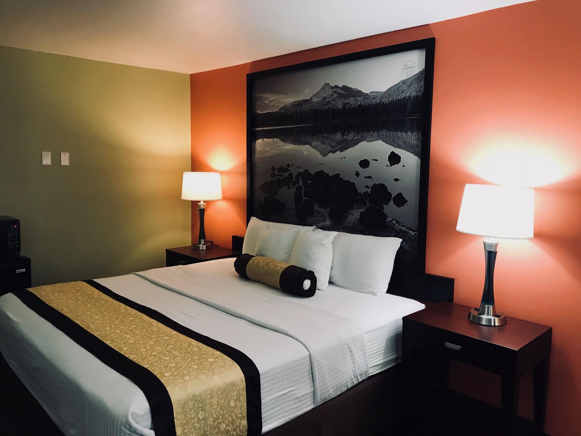 Super 8 By Wyndham Ontario Motel Екстериор снимка
